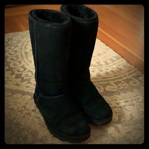 Black Bearpaw ‘Ugg’ style boots size 7